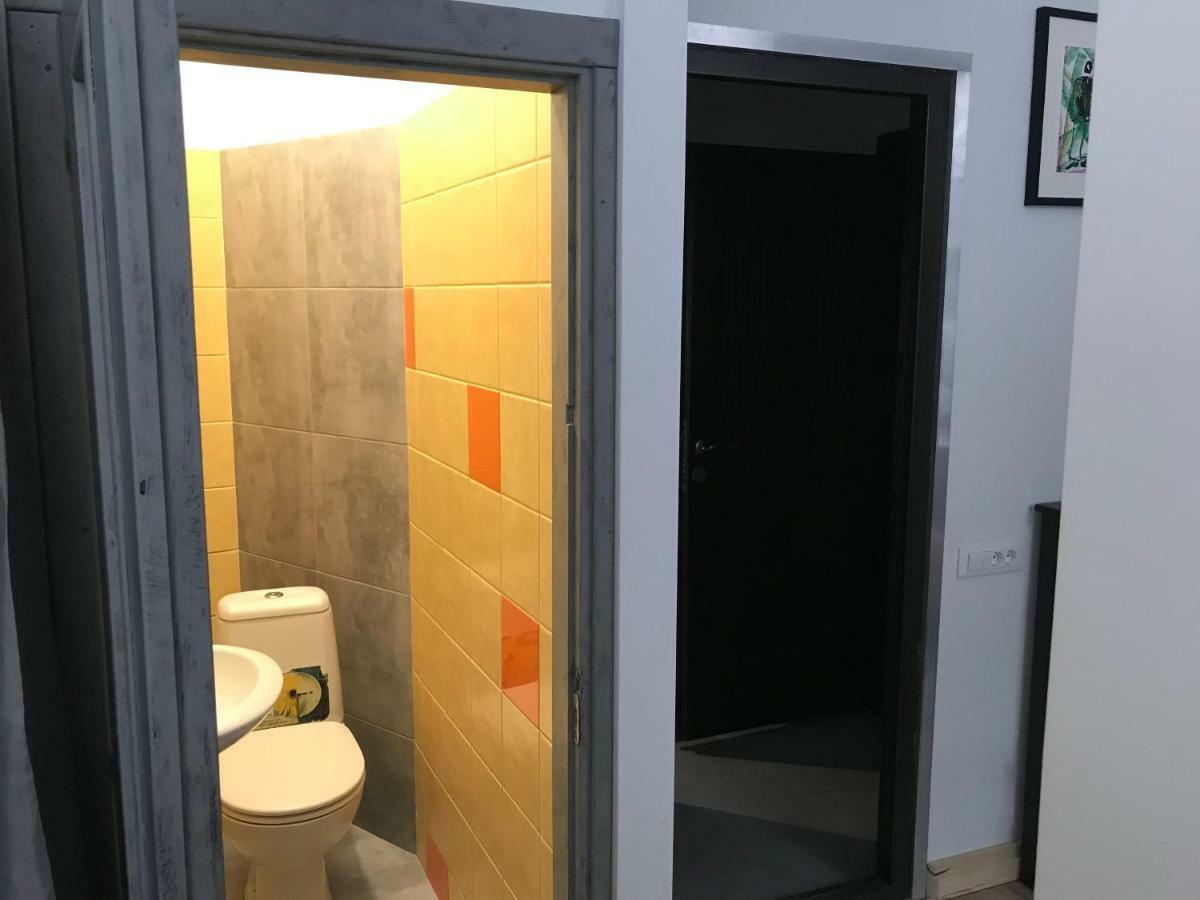 Апартаменты На Дворянская Odesa Exterior foto