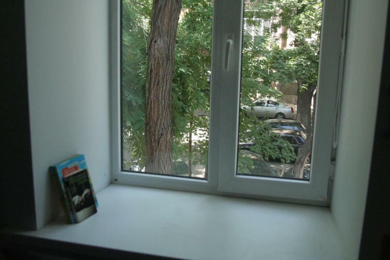 Апартаменты На Дворянская Odesa Exterior foto